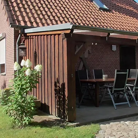 Mit Ueberdachter Terrasse Und Carport By Interhome Hébergement de vacances