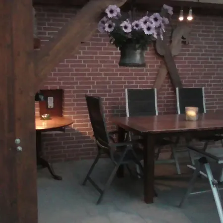 Hébergement de vacances Mit Ueberdachter Terrasse Und Carport By Interhome *