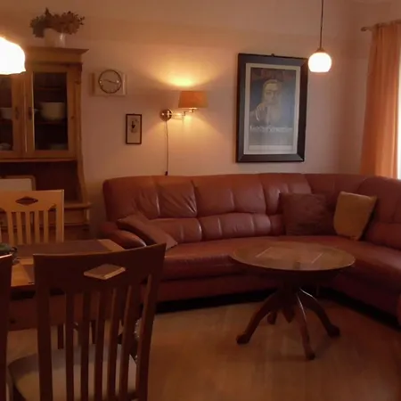 Mit Ueberdachter Terrasse Und Carport By Interhome Hébergement de vacances *